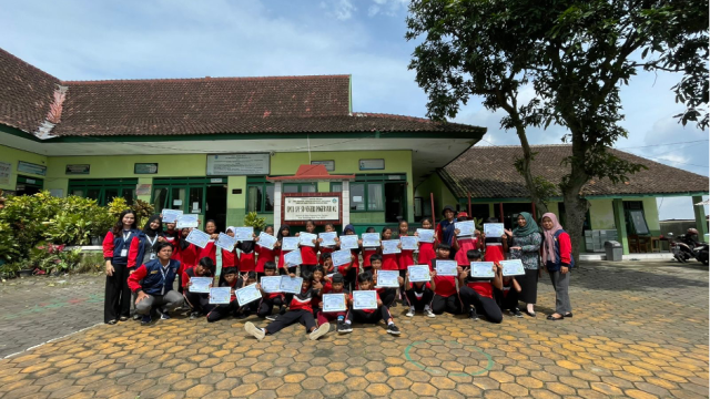 Kelompok 52 KKN UPGRIS