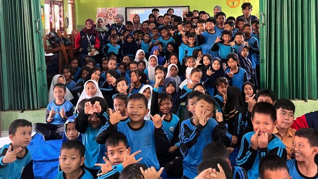 KKN UPGRIS 2025 kelompok 49 Desa Gebugan