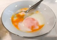 Telur Setengah Matang