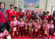 Anggota KKN NR 8 Kelurahan Benowo