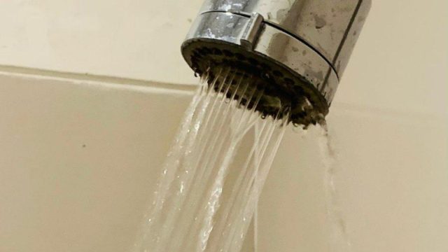 Manfaat dan Efek Mandi Menjelang Maghrib bagi Kesehatan Tubuh