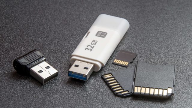 Hapus Data dan Hapus Memori