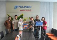 PT MMI Salurkan Beasiswa Laptop bagi Anak Tenaga Kerja Kontrak