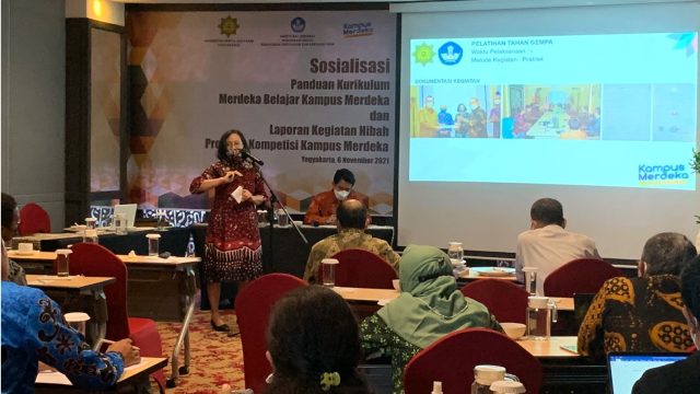 Amk Gelar Apa yang Paling Cocok untuk Karier Sukses