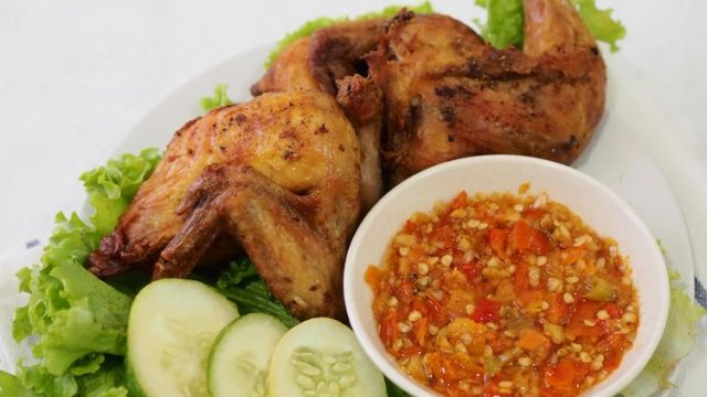 Sambal Korek: Rahasia Rasa Pedas yang Menggugah Selera