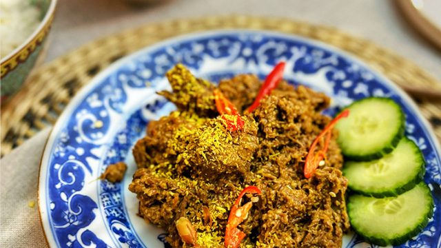 Rendang Adalah Makanan Khas Nusantara yang Menggugah Selera