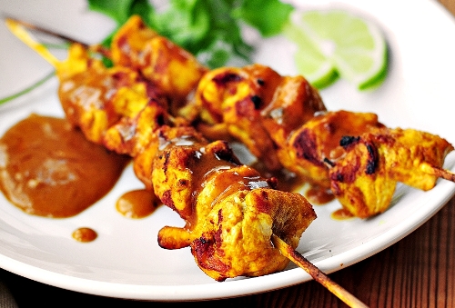 Sate Ayam Khas Indonesia yang Lezat dan Mudah Dibuat