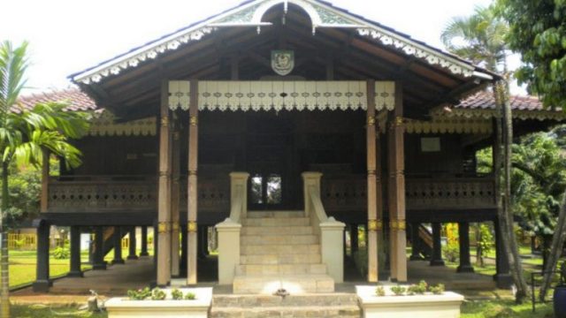 Rumah Adat Bengkulu adalah Warisan Budaya yang Menggambarkan Identitas Lokal