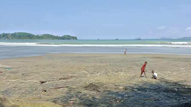 Pantai Kota Agung Destinasi Wisata Alam yang Menakjubkan di Lampung