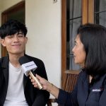 Nakaura Minsoo di ruang baca sederhana